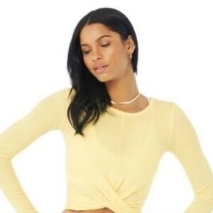 57. NWT ALO Yellow Twist-Front Long Sleeve Crop Top